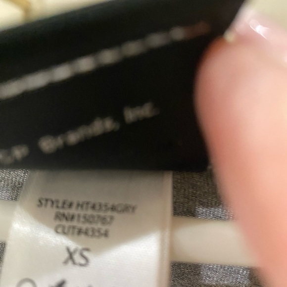 Harley Davidson Long Sleeve with Hood t-shirt with Rhinestones - Picture 8 of 9